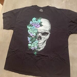 Floral Skull Graphic Tee - Black